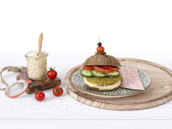 Specialist in de ontwikkeling van vegan en plant-based producten: Vegan Falafel Quinoa Burger