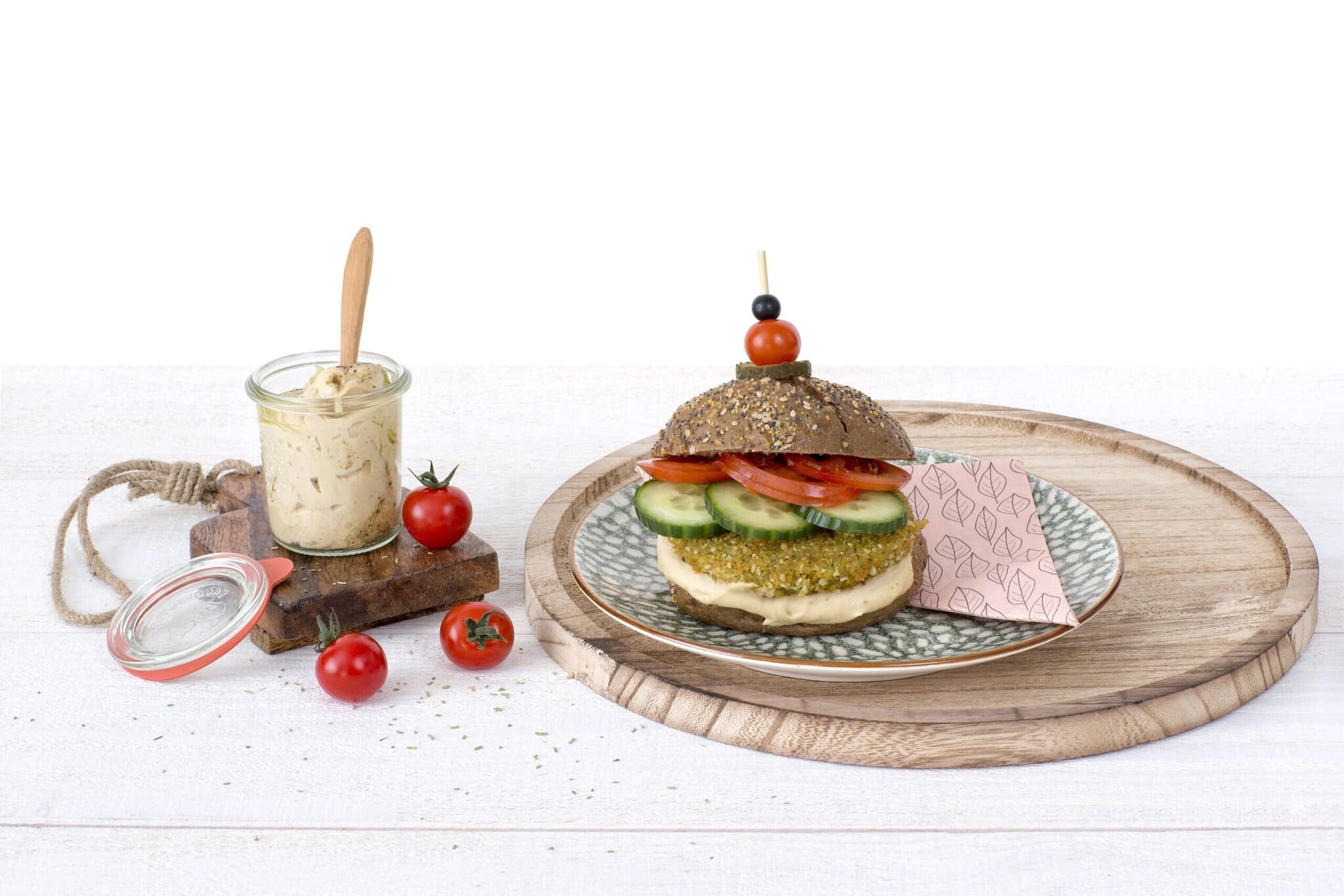 Schouten Europe - Producent vleesvervangers: Vegan Falafel Quinoa Burger