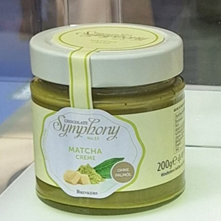 Matcha cream as a premium flavour in chocolate and spread categories.